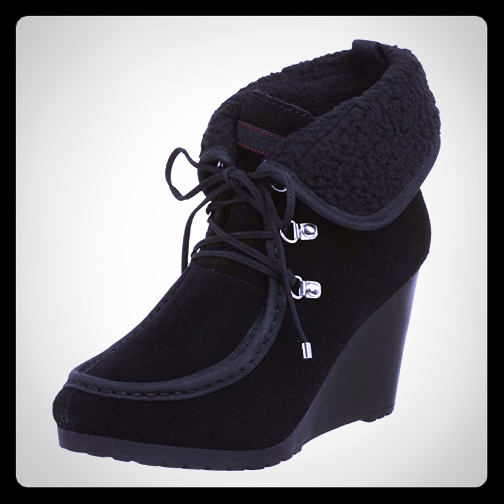 🌺Tommy Hilfiger Women’s Zaria Wedge Boot Black 10